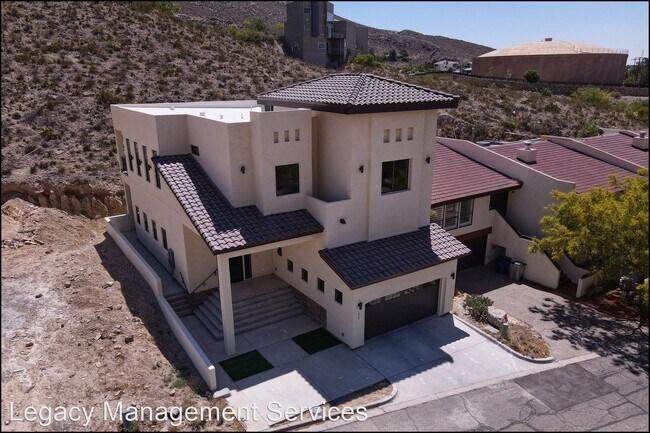 Building Photo - 3 br, 3.5 bath House - 228 Canyon Terrace
