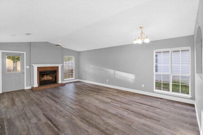 Building Photo - 1967 Esplanade St