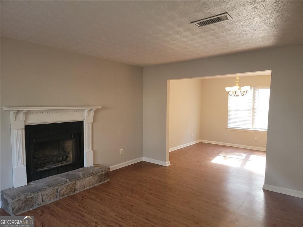 Building Photo - 5331 Medena Way