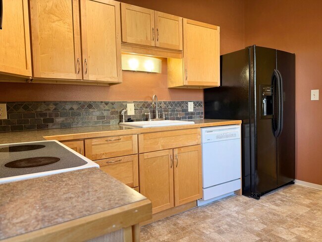 Foto del edificio - Short term 6 month rental available. 2 bedroom, 2 bath home in Boise!