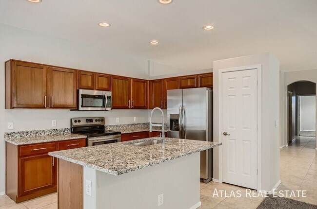 Foto del edificio - 797 W Agrarian Hills Dr