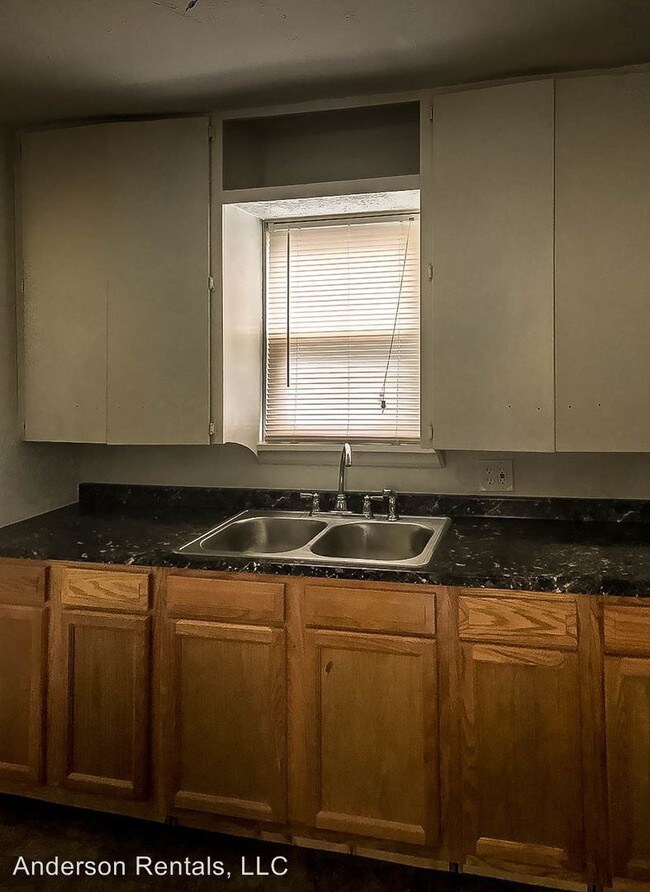 Building Photo - 1519 Beardsley St