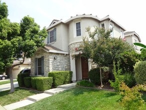 Building Photo - 1123 Montague Ln