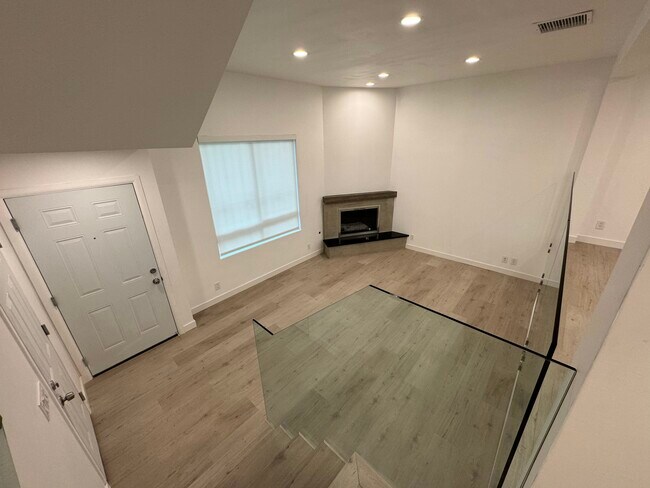 Foto del edificio - 431 N Alhambra Ave