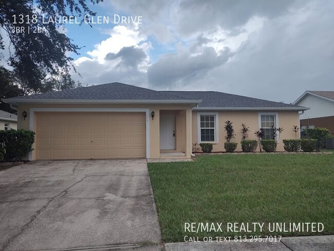 Foto del edificio - 1318 Laurel Glen Dr