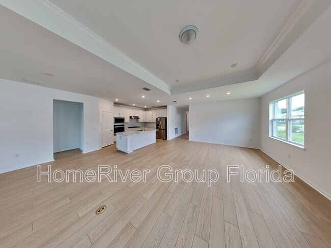 Building Photo - 3018 61st Terrace E