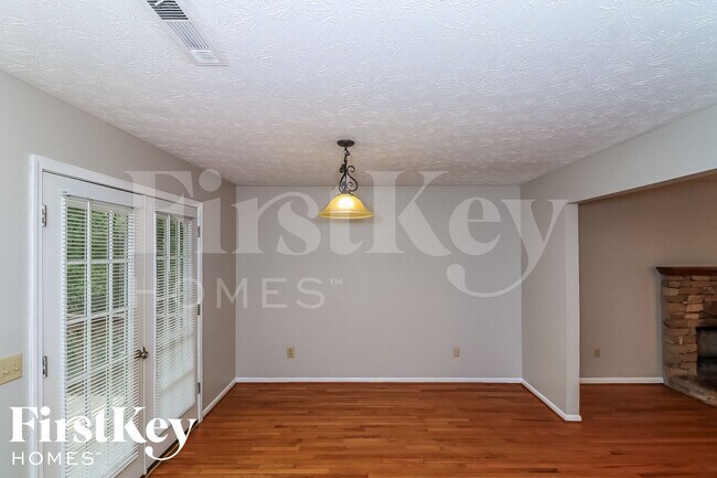 Foto del edificio - 2905 Navajo Cir