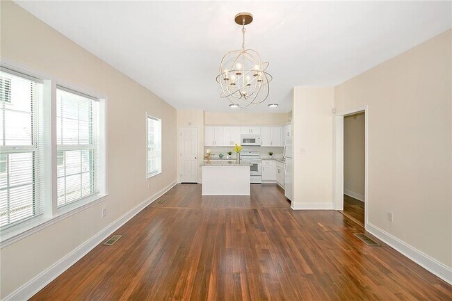 Foto del edificio - 381 Bass St SW
