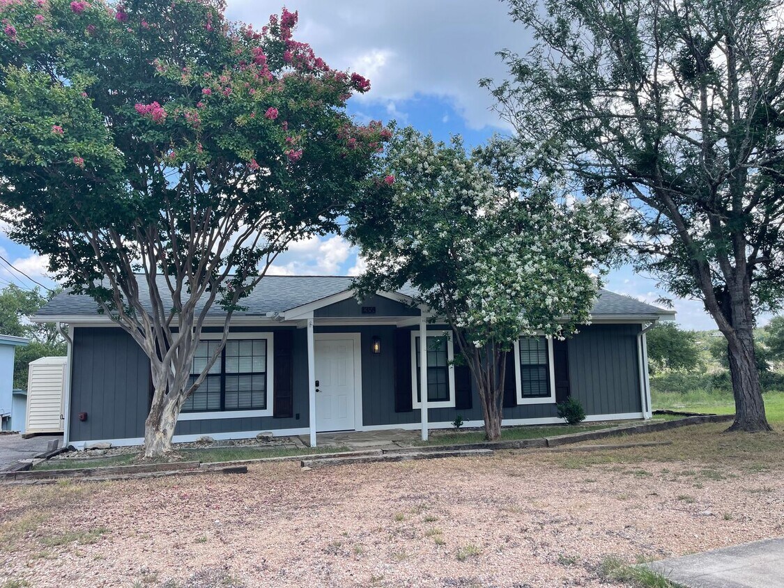 Foto principal - NEW ON MARKET !!