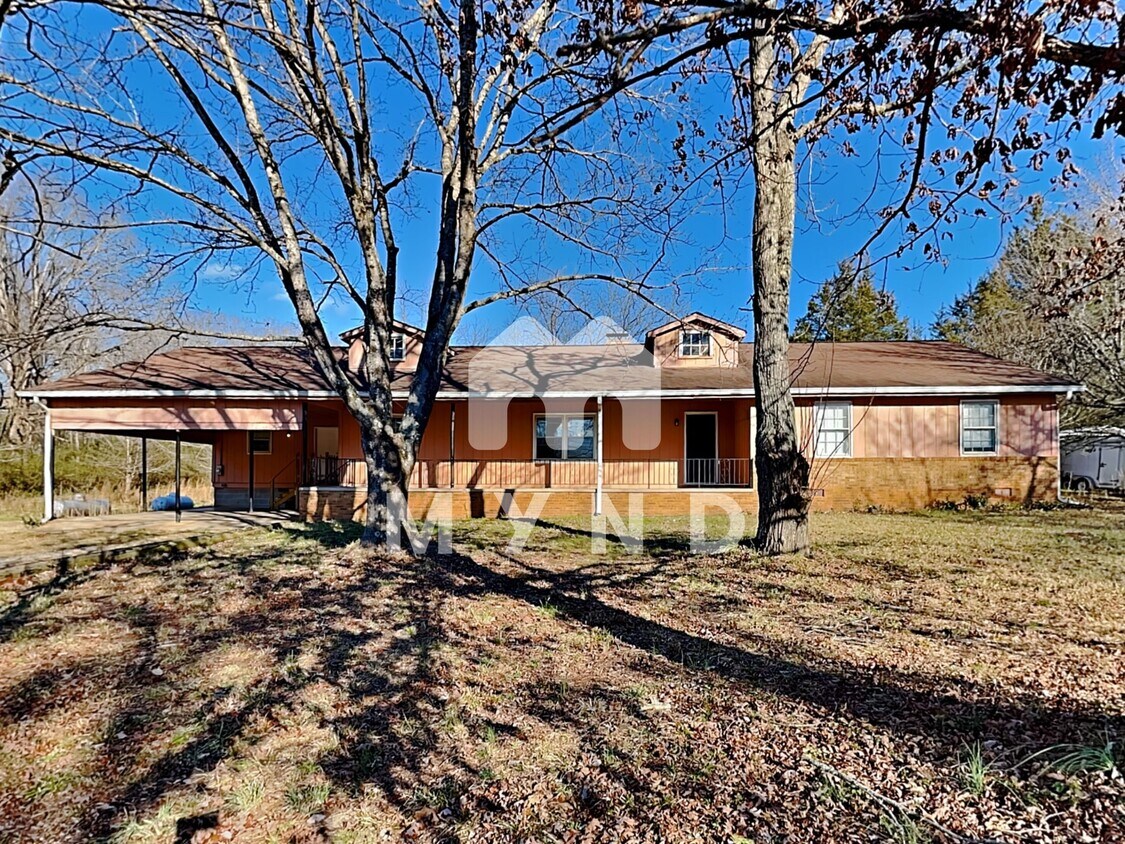 258 Pickett Bridge Rd House Rental in Covington, GA