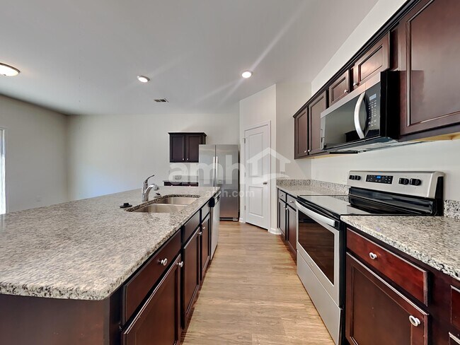 Foto del edificio - 115 Orion Way