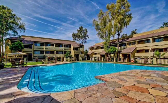 Foto del edificio - 1331 W Baseline Rd