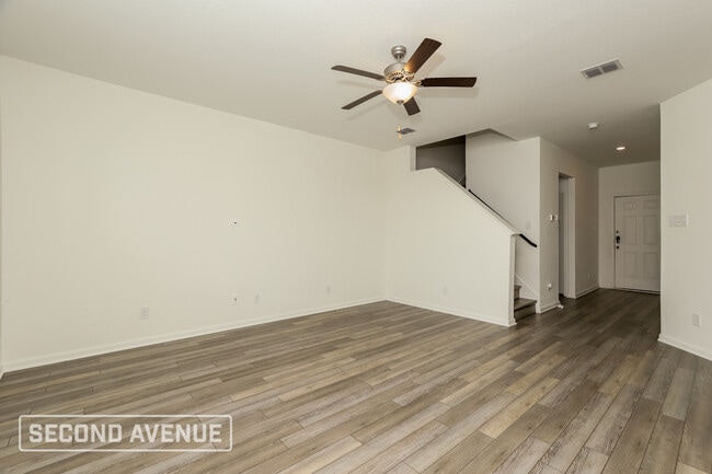 Foto del edificio - 2950 Forsyth Cyn