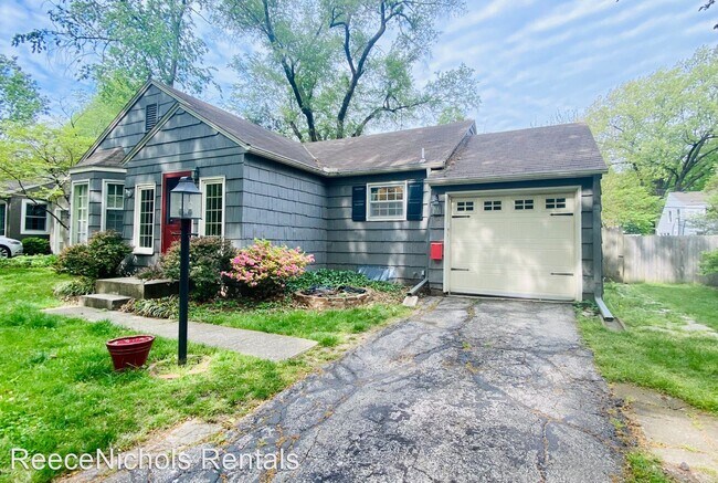 Building Photo - 2 br, 1 bath House - 6832 Fontana