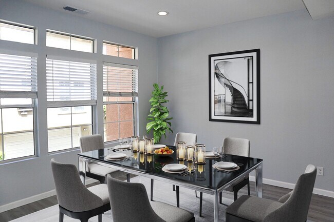 Building Photo - Remodeled 3-bedroom townhome in Fremont – ...