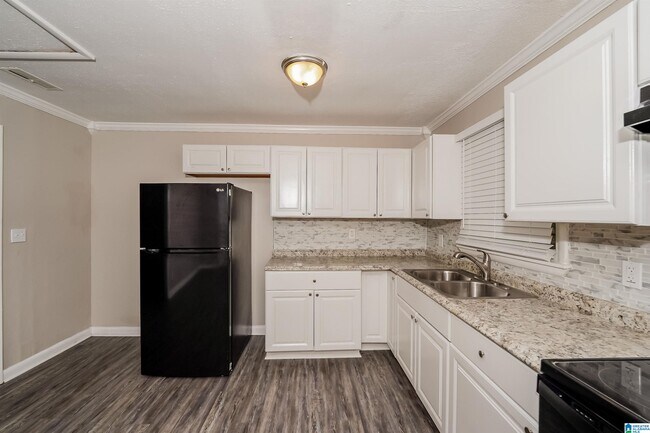 Foto del edificio - 432 13th Ct NW
