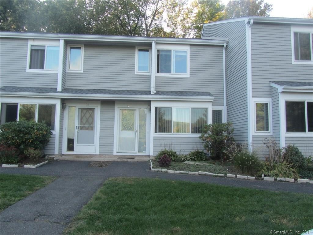 96 Hilltop Dr Unit 96, Simsbury, CT 06089 Condo for Rent in Simsbury