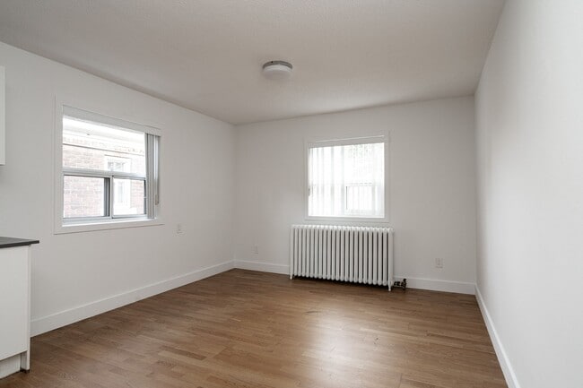 Building Photo - 56 Maitland Street