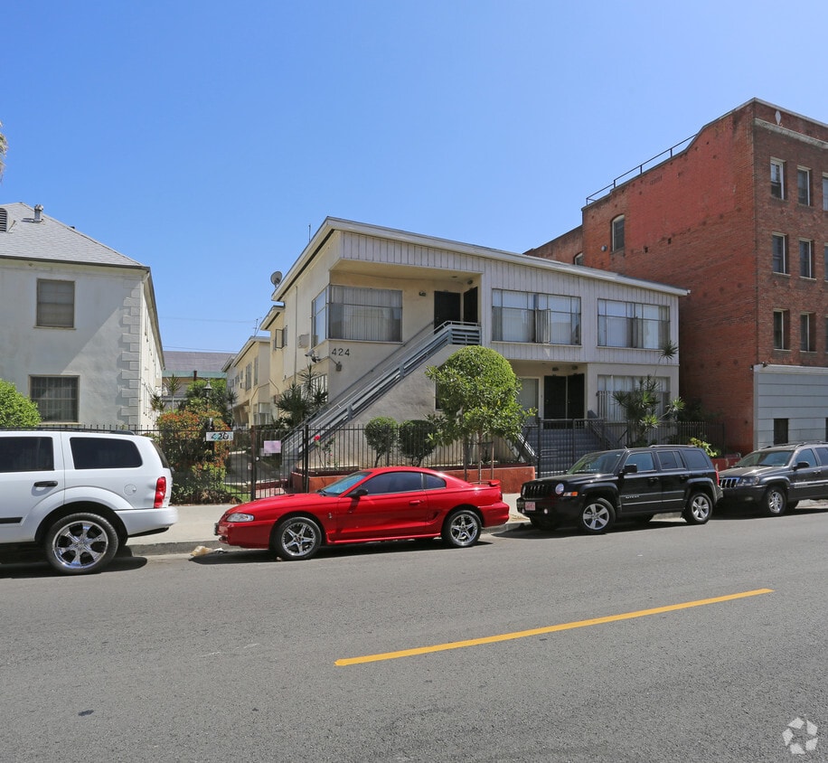 Primary Photo - 418 S New Hampshire Ave
