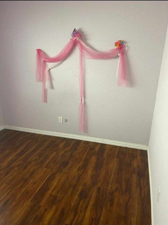 Foto del edificio - 1701 Upland Dr