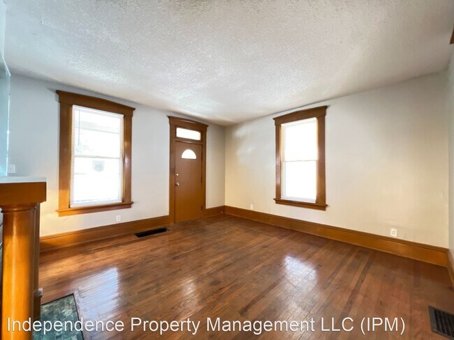 Building Photo - 4 br, 2 bath House - 820 Dayton St
