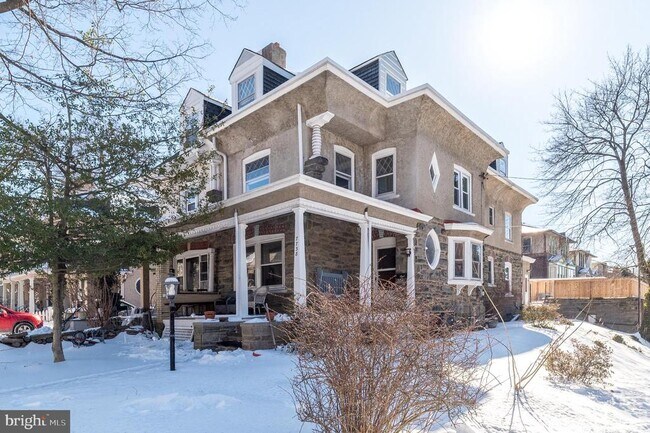 Building Photo - 7738 Ardleigh St