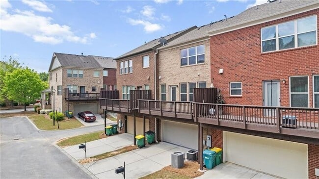 Building Photo - 705 Ayala Pl