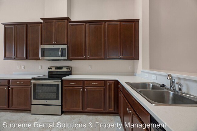 Building Photo - 2 br, 1.5 bath House - 9941 Periwinkle Pre...