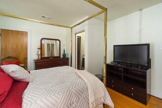 Building Photo - 3602 Ave Q 1/2