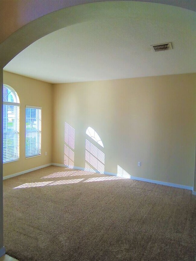 Building Photo - Single Family Home in Sawgrass @ Orlando