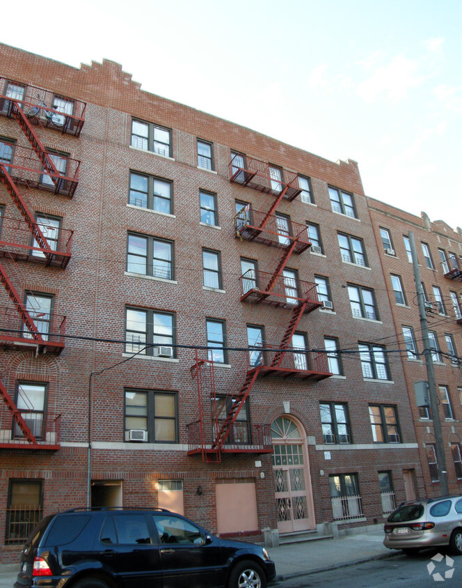 2300 Bathgate Ave, Bronx, Ny 10458 - Apartments In Bronx, Ny 