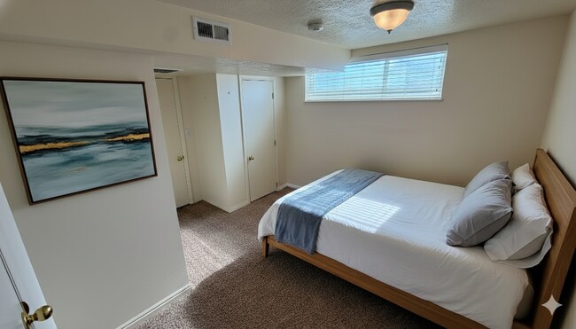 Foto del edificio - 950 E 1000 S