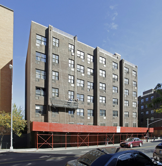 Foto del edificio - West Farms Square Plaza Apartments II