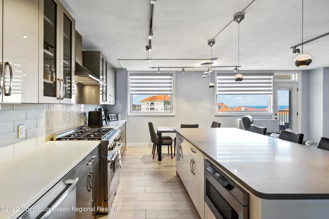 Foto del edificio - 675 Ocean Ave N