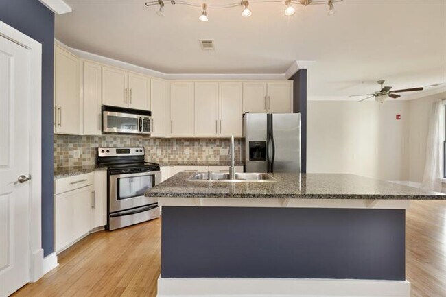 Foto del edificio - 1628 Briarcliff Rd NE