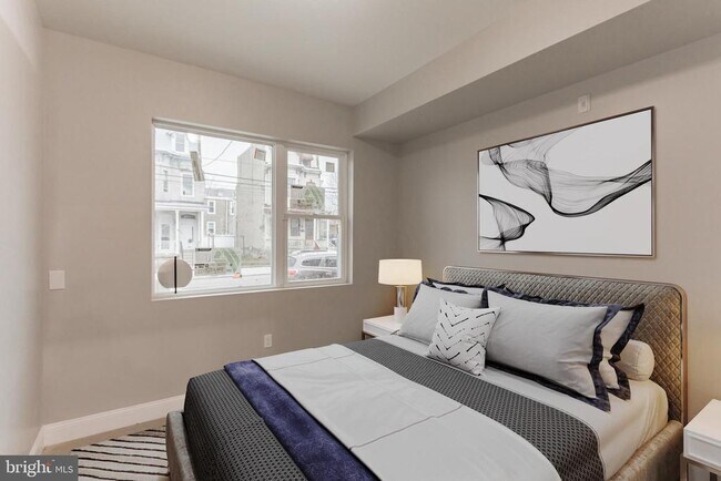 Building Photo - 667 N 39th St