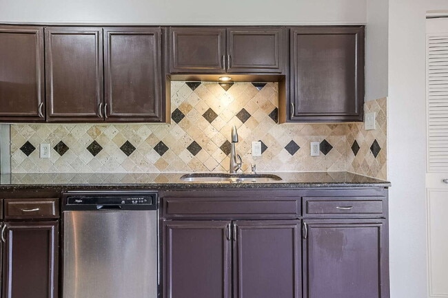 Photo - Updated 2 Bed, 2 Bath Townhome in North Dallas