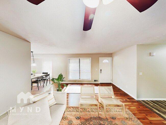 Foto del edificio - 1253 Blazing Ridge W SW