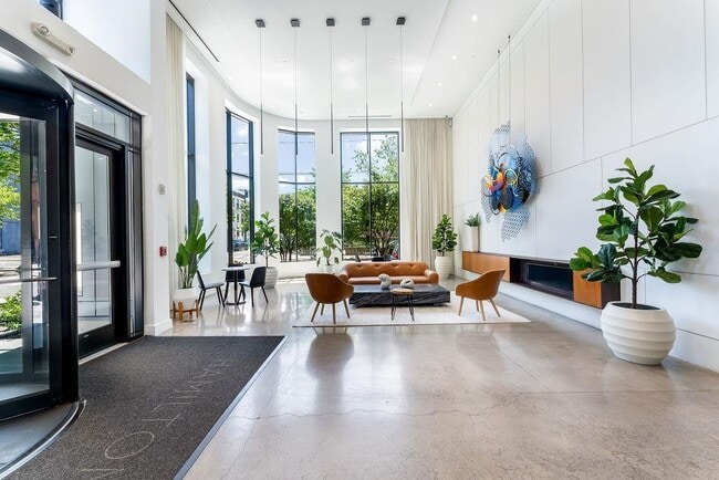 Foto del edificio - 255 BRUNSWICK St