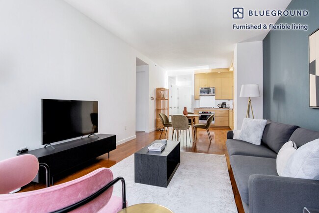 Foto del edificio - 1600 Broadway-SI FL14-ID697