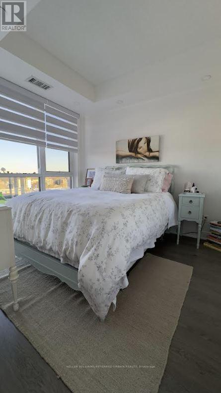 Building Photo - 99 The Donway W