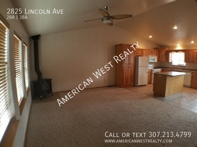 Foto del edificio - 2bed/2.5bath townhome