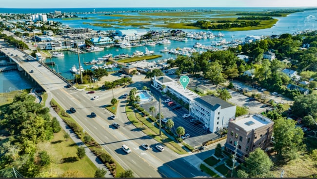 Photo - 7246 Wrightsville Ave (Wilmington, NC) Apartment