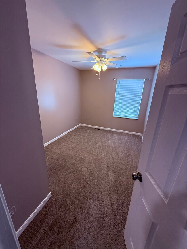 Foto del edificio - 921 Philadelphia St