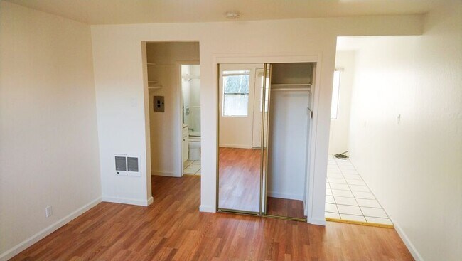 Foto del edificio - 2140 California St