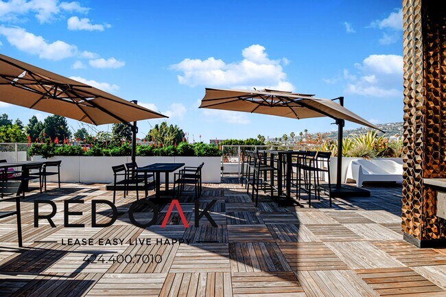 Foto del edificio - 700 N Spaulding Ave