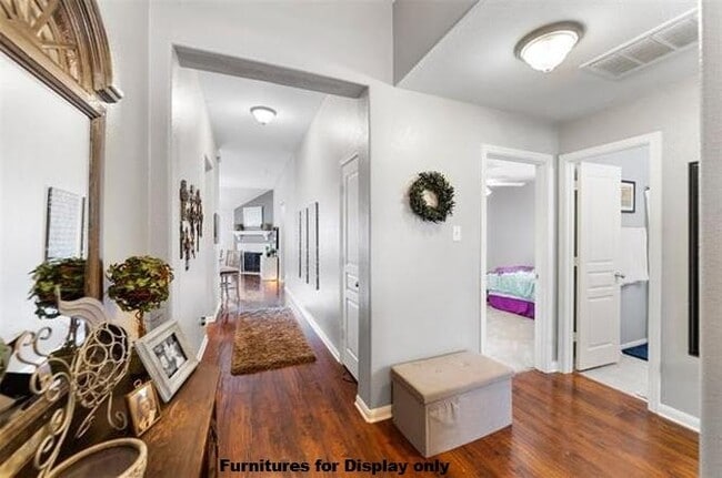 Building Photo - 2644 Calmwater Dr