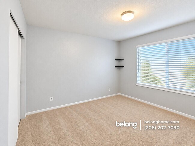 Foto del edificio - 3632 152nd St SE