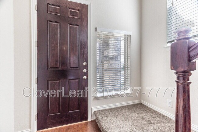 Foto del edificio - 2009 Flametree Ave