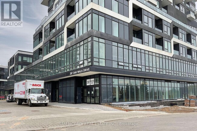 Building Photo - 297-1297 Oak Walk Dr